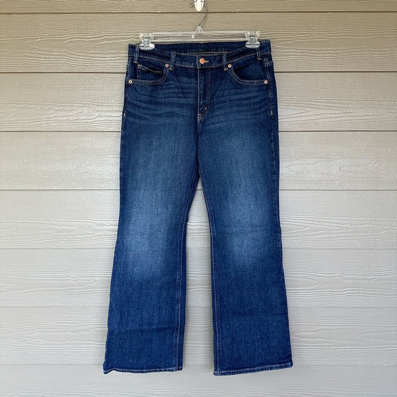 Gap 90’s loose Mid Rise Flare Jeans Size 8P. - Picture 1 of 7